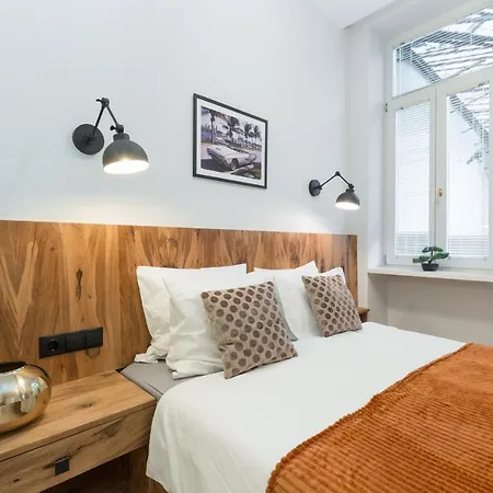 Luxury Dream In The Absolute Center Apartment
